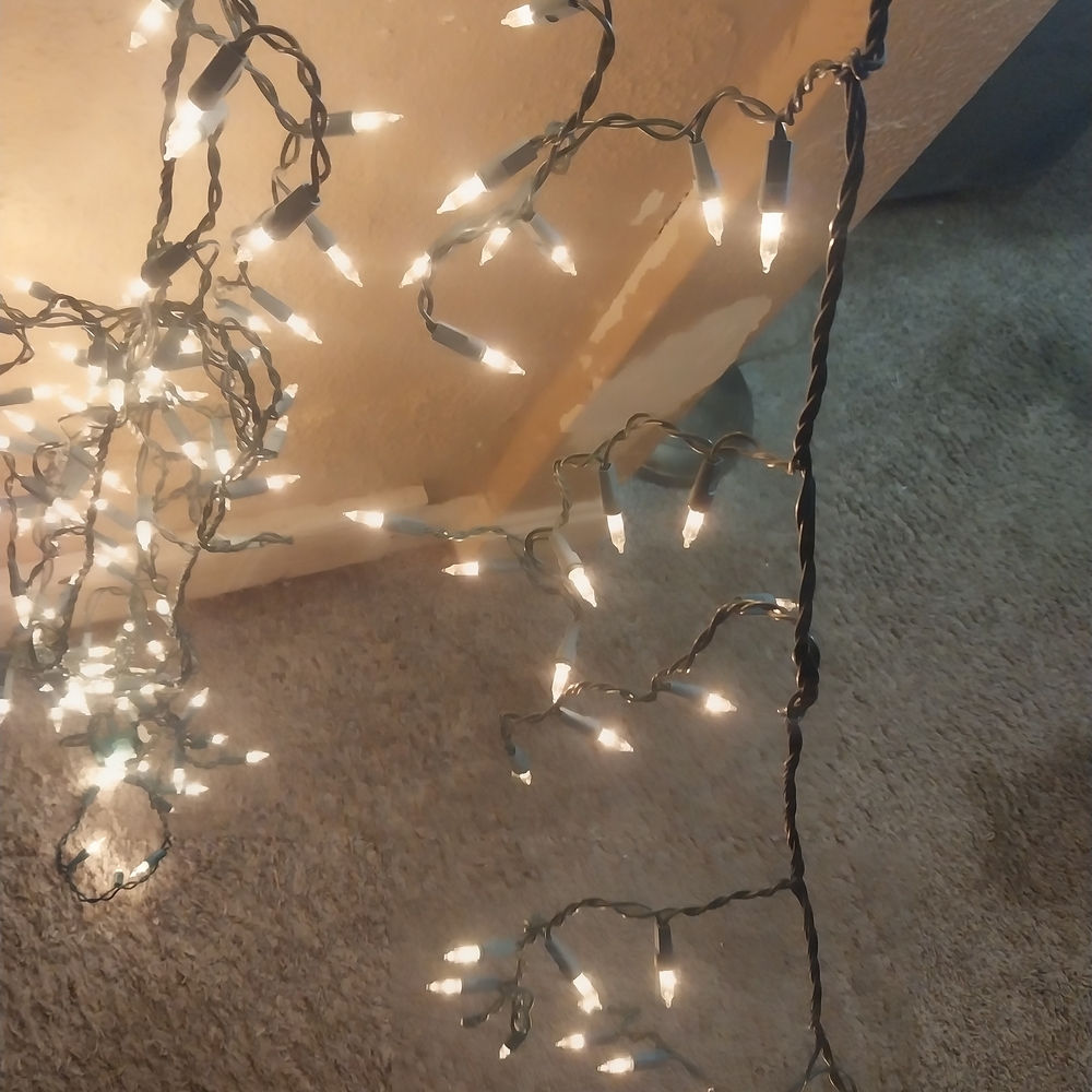 Bright White Holiday Icicle String Lights. 150 Lights, 11 Feet